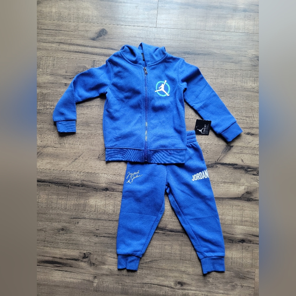 Jordan 2-piece set size 3T